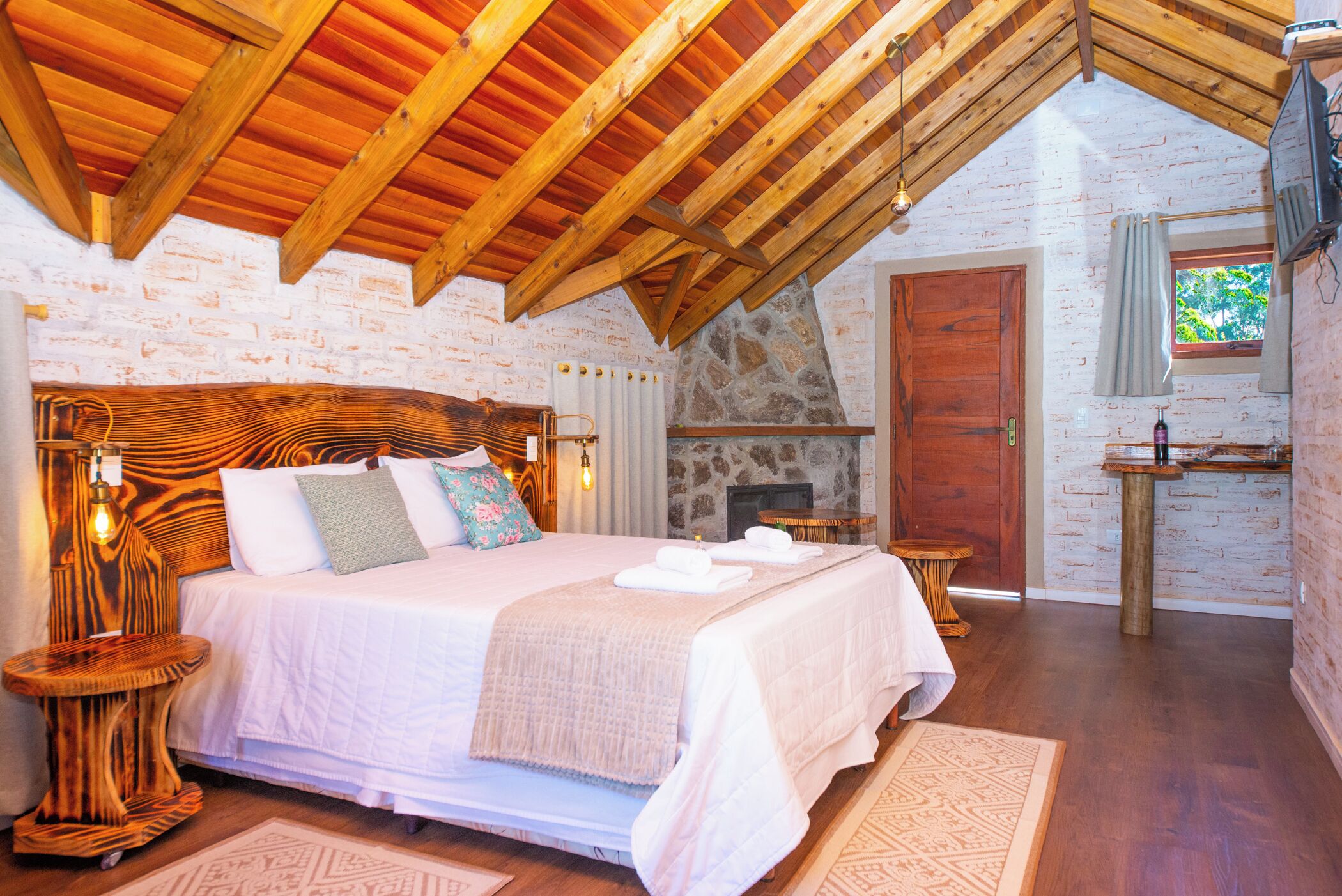 Chalé VI com hidromassagem e vista para as montanhas | WiFi (無料)