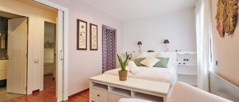 3 dormitorios, tabla de planchar con plancha, wifi y ropa de cama