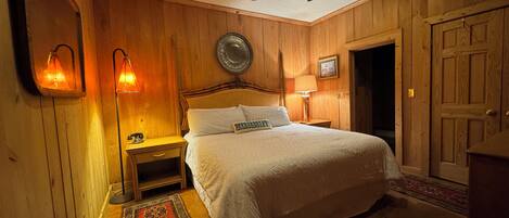 1 slaapkamer, een strijkplank/strijkijzer, gratis wifi, beddengoed