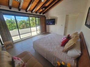 4 bedrooms, desk, WiFi, bed sheets - Charming 4-bedroom villa with WiFi, AC in enchanting Cancún (Cancún)