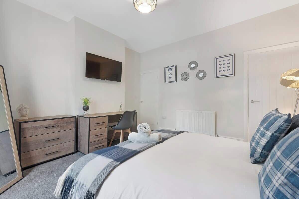 2 bedrooms, Internet