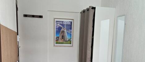 3 Schlafzimmer, Schreibtisch, BĂŒgeleisen/BĂŒgelbrett, Reisekinderbett