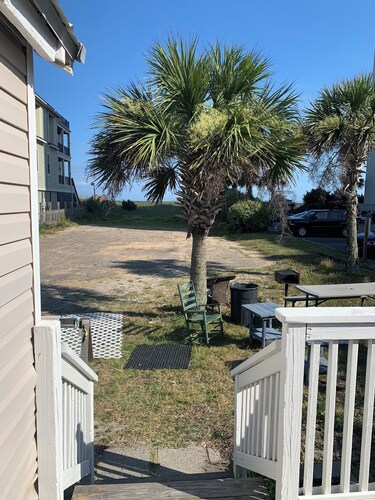 3-bedroom house set on an ocean front lot in awesome, North Myrtle Beach.



