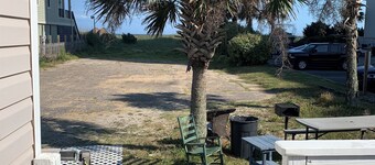 3-bedroom house set on an ocean front lot in awesome, North Myrtle Beach.



