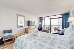 Iron/ironing board, internet, bed sheets - Oceanview studio with pools, hot tub, private balcony & beach access (Myrtle Beach)