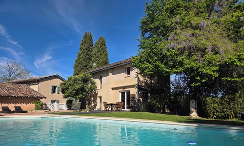 Au Cœur du Vignoble, Chai 6 Pers Avec Piscine