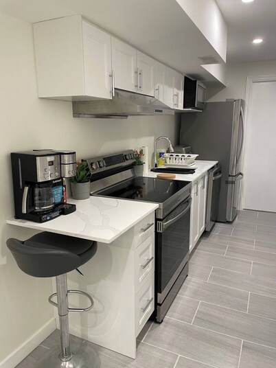 New, Clean and Comfortable Apartment with Private Entrance. 