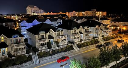 2 Minute Walk To Diamond Beach! Charming 2 BR condowith wonderful ocean views!