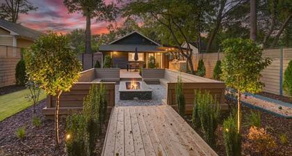 The Indigo - 2BR w/Hot Tub & Outdoor Space