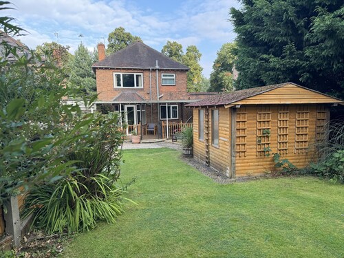 Stoney Court, Sleeps 17, Near NEC, City Centre, BHX