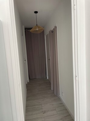 Interior - Maison Avec Jardin + Terrasse (Labruguière)