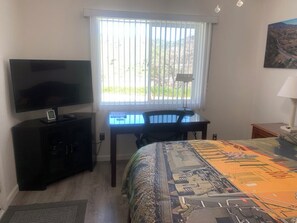 1 chambre, bureau, Wi-Fi, draps fournis