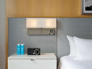 2 Schlafzimmer, Schreibtisch, Bügeleisen/Bügelbrett, Reisekinderbett