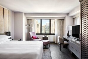 2 makuuhuonetta, silitysrauta/-lauta, vauvan matkasänky, Wi-Fi