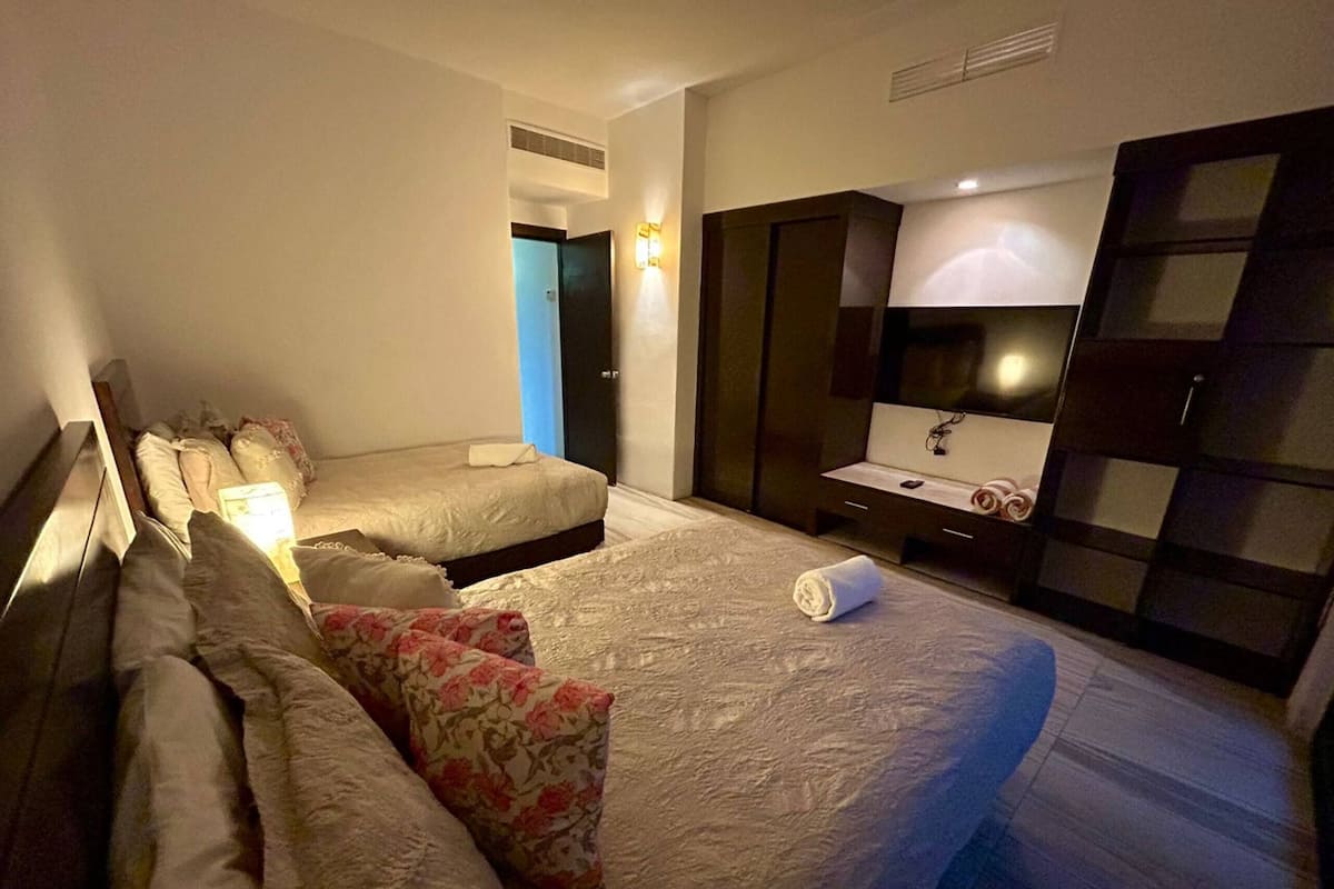 Panoraamahuoneisto | Silitysrauta/-lauta, ilmainen Wi-Fi