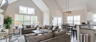 Dry Jack Tim-Hot Tub, Water Views, Marina