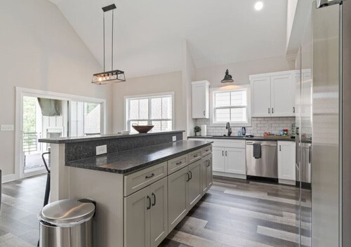 Dry Jack Tim- Water Views, Pool, Outdoor Fireplace