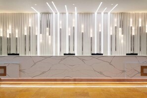 Lobby - 3 Connecting Suites at a 4⭐️ Hotel (Orlando)