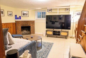 3 Schlafzimmer, Schreibtisch, Bügeleisen/Bügelbrett, Reisekinderbett