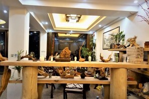 Unclassified image, 5 of 27, button - Benyuan Hostel (Wuyishan)