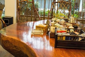 Unclassified image, 4 of 27, button - Benyuan Hostel (Wuyishan)