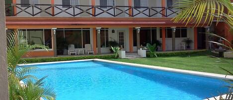 Alberca al aire libre