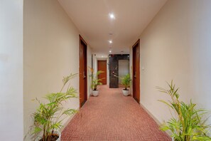 Lobby - Aceotel Premier Vijay Nagar (Indore)