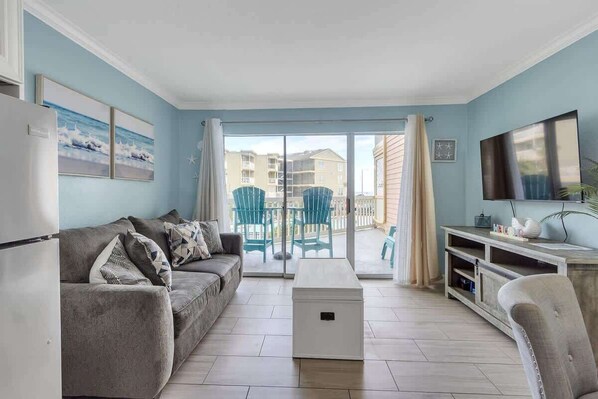 TV - Casa Amigos @ Victorian Condos (Galveston)