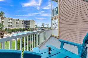 Property grounds - Casa Amigos @ Victorian Condos (Galveston)