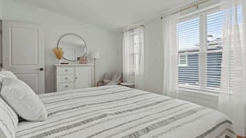 1 soverom, strykejern/-brett, wi-fi og sengetøy