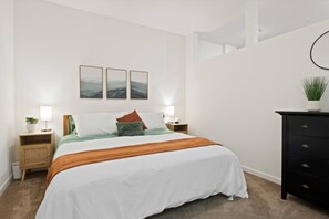 1 Schlafzimmer, Schreibtisch, Bügeleisen/Bügelbrett, WLAN
