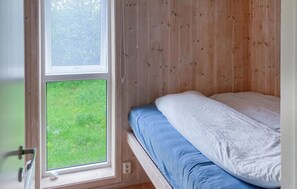 2 bedrooms, free WiFi