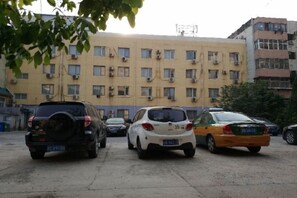 Unclassified image, 2 of 35, button - Homeinn Hotel (Beijing Sihui Baiziwan Subway Station) (Beijing)