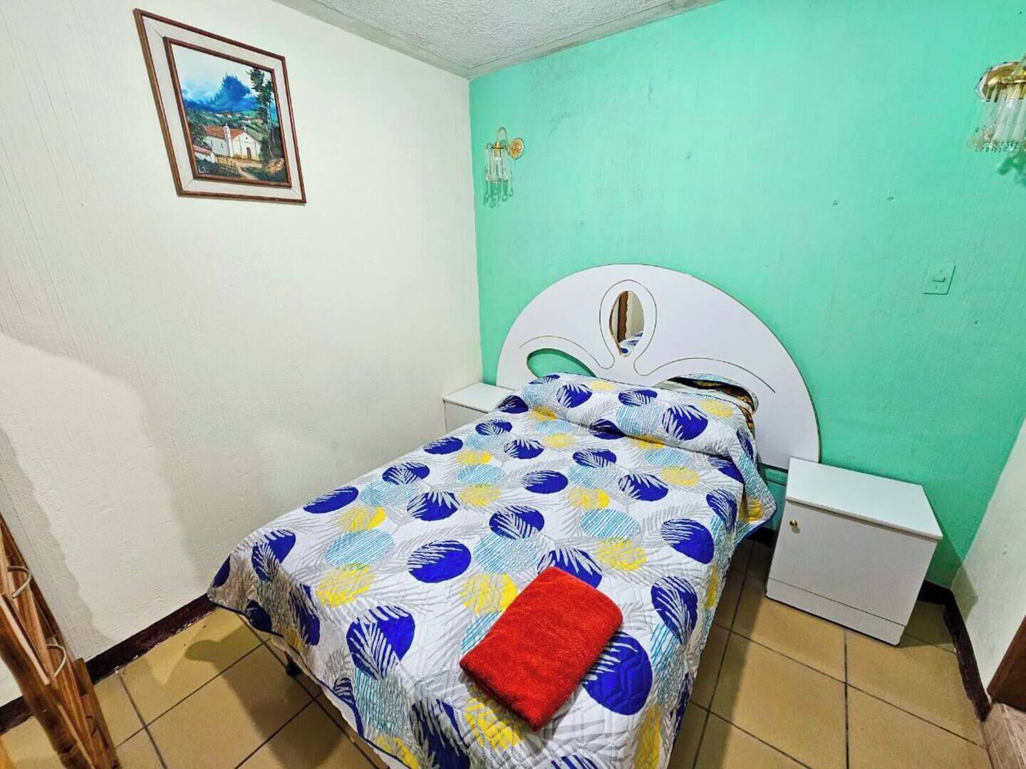 1 chambre, Wi-Fi gratuit, draps fournis