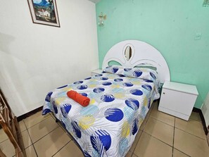 1 chambre, Wi-Fi gratuit, draps fournis