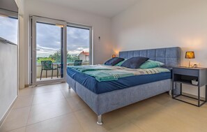 2 Schlafzimmer, Bügeleisen/Bügelbrett, Reisekinderbett, kostenloses WLAN