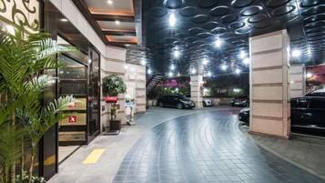 Parkir mandiri gratis