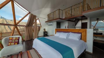 Deluxe Bungalow, Hot Tub, Mountain View | Premium bedding, down comforters, minibar, individually decorated