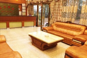 Unclassified image, 4 of 8, button - Baile Hotel (Enping)