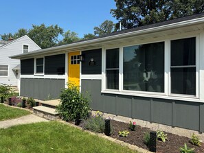 Exterior detail - Lambeau Home (Green Bay)