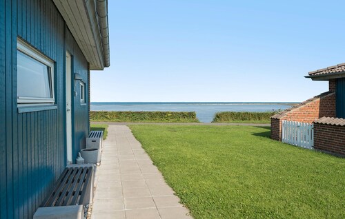 Amazing apartment in Bogense with WiFi