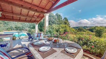 Servei de restauració a l'aire lliure