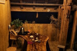 Interior - Daddy and Mummy's Inn (Lancang)