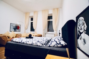 2 bedrooms, WiFi, bed sheets
