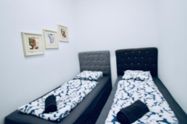 2 bedrooms, WiFi, bed sheets