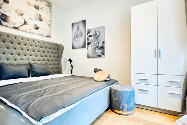 2 bedrooms, WiFi, bed sheets