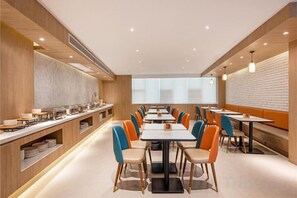 用餐