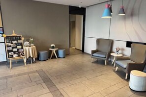 Business center - Homeinn Hotel · neo (Suzhou University Pingjiang Street) (Suzhou)