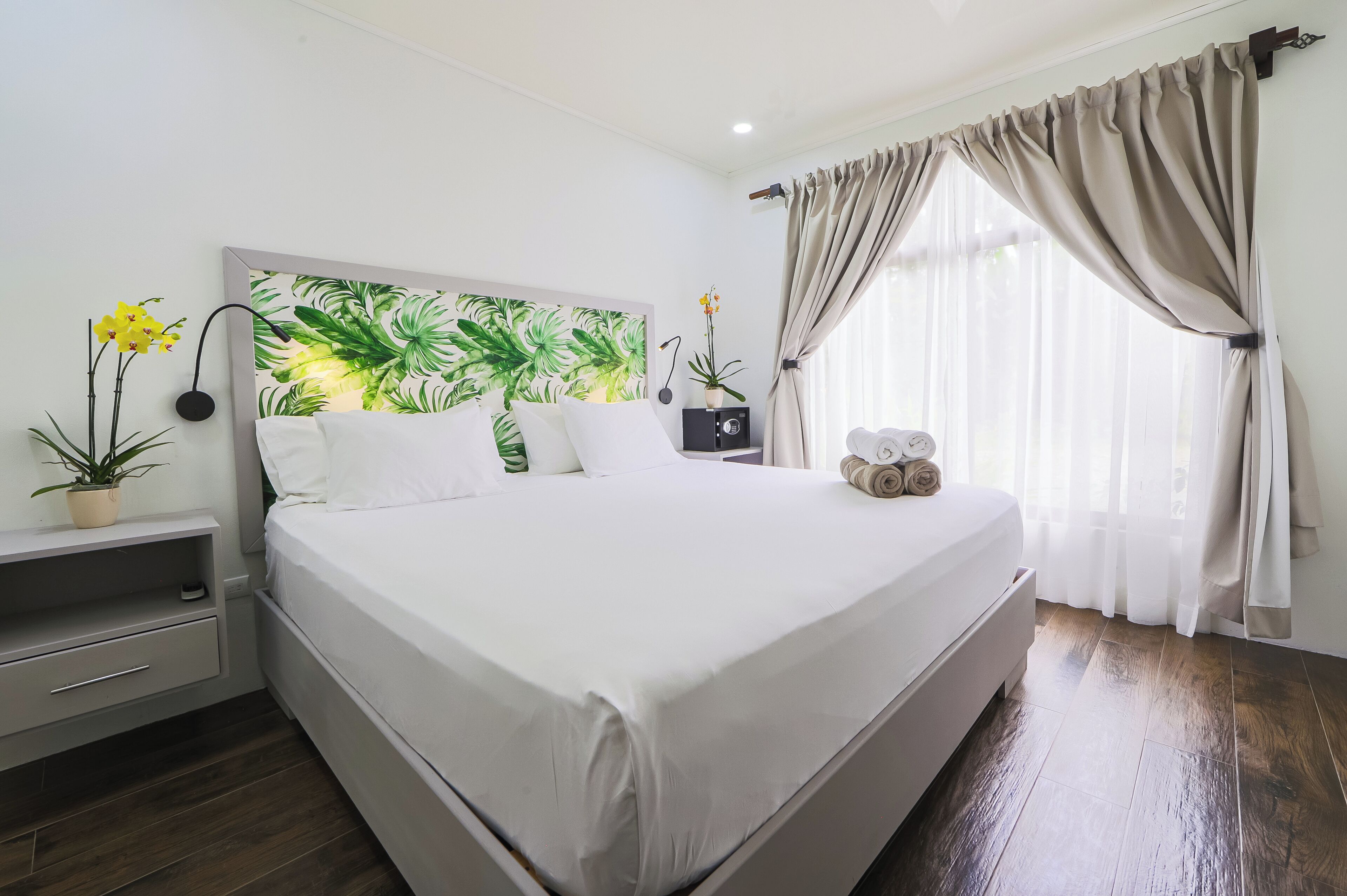 Family Chalet, Garden View | In-room safe, iron/ironing board, free WiFi