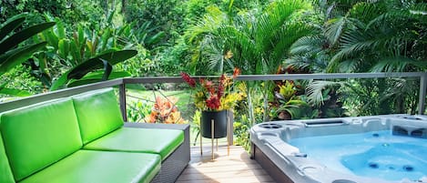Chalet familiar, vista al jardín | Terraza o patio